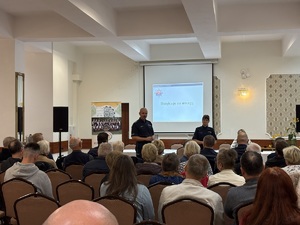 Uczestnicy debaty.