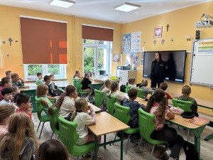 Dzieci podczas prelekcji.