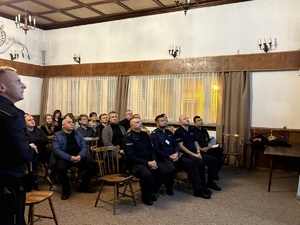 Uczestnicy debaty podczas prezentacji.