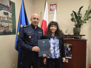 Przedstawiciele Komendy Powiatowej Policji w Olkuszu i Sanepidu