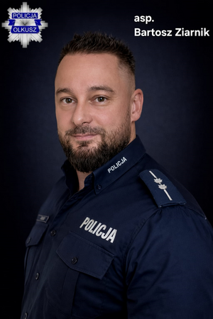 Dzielnicowy z KPP w Olkuszu asp. Bartosz Ziarnik