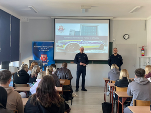 Przedstawiciele z Komendy Powiatowej Policji w Olkuszu