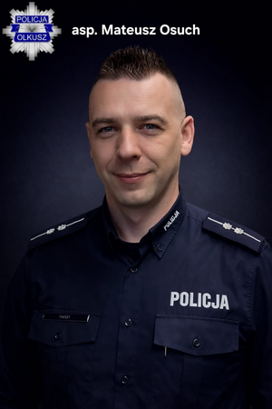 Dzielnicowy z KP w Bukownie asp. Mateusz Osuch.