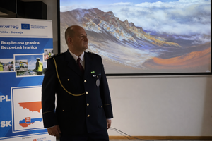 Komendant słowackiej policji.