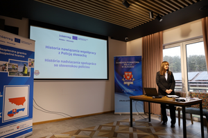 Prelegentka konferencji.