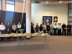 Zgromadzeni w auli Komendy