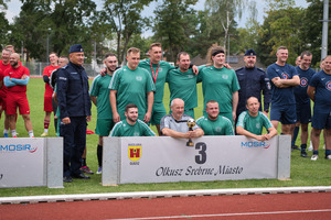 Drużyna na podium.