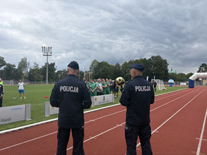 Komendanci podczas rozdawania nagród.