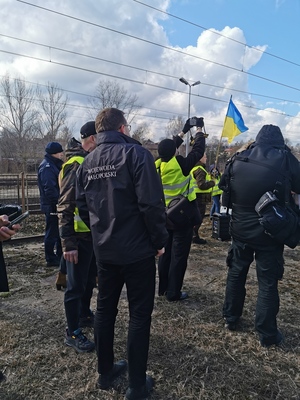 Witający Wojewoda Małopolski  podróżnych  z Ukrainy